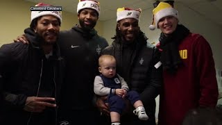 Cavaliers players spread holiday cheer at local clinic | ESPN