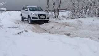 LEXUS LX 570 VS. AUDI Q7 3,0 TDI