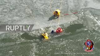 USA: Teenagers rescued after falling into ice-covered Missouri lake