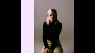 Amber Arcades - Turning Light