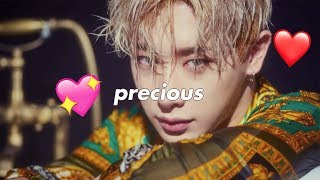 WONHO IS SO FUCKING PRECIOUS