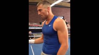 Открытая тренировка Александра Гвоздика || GVOZDYK - Top Rank Periscope