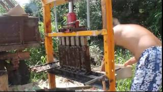 Топливные брикеты своими руками на гидравлическом прессе. Fuel briquettes with your hand.