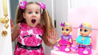 Diana Dan Roma Bermain Di Tempat Bermain Bayi & Boneka Bayi Baru