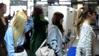 T-ara arrived in Vietnam Airport