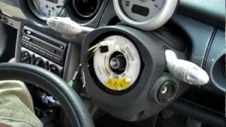How to remove the steering wheel on a BMW Mini Cooper / S /