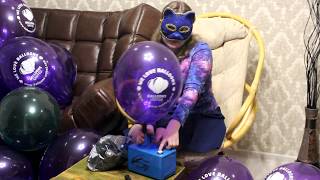 99 old balloons / Non-popper anxiety room (accidental pops)