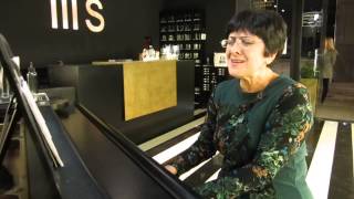 modioda nino mtebit-teqsti ana kalandadzis,musika eteri bochorishvilis.asrulebs eteri bochorishvili