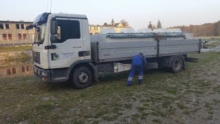 Zarybienie zbiorników Surowce i Nowy Zalew