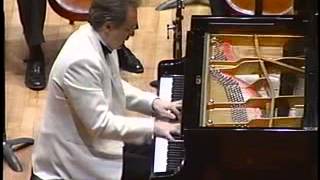 Witold Lutoslawski - Piano Concerto / Juan Carlos Lomonaco - Conductor
