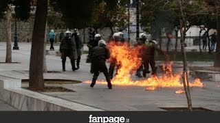 Violenti scontri ad Atene, pietre e molotov contro la polizia