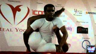 Yogananth's Yoga Demonstration at Singapore Yoga Mania Event -