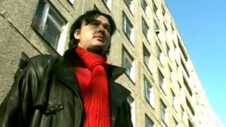 МАКС СИНАТРА ( MAX SINATRA ,ПОЛНОЕ ИМЯ МАКСИМ РОЗАН СИНАТРА ) поёт свою песню " СЕГОДНЯ "