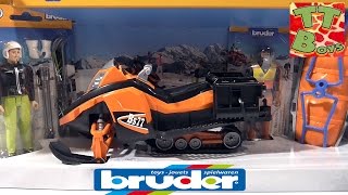 ✔ BRUDER машинка. Видео для детей. Игорек распаковывает новую игрушку Снегоход. Игры для мальчиков