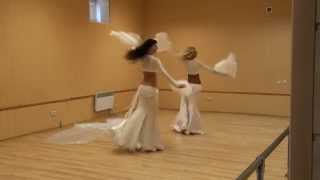 Танцевальный коллектив "Shaffali", дуэт Слаква Наталия и Елена Спирина