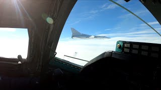 Полёт дальних бомбардировщиков Ту-22М3 над нейтральными водами Чёрного моря