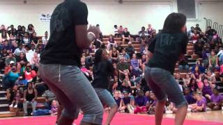 Hot Topic Hip Hop Dancers