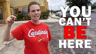 CRAZY LADY RAGES AT BIKERS | STUPID CRAZY & ANGRY PEOPLE vs MOTO |  [Ep. #215]