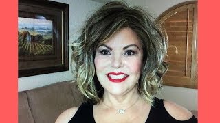 Hallway Fashion Show - For Mature Curvy Women