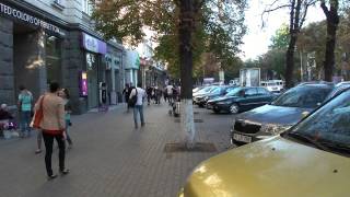 Chisinau Moldova gatelangs - Along The Streets