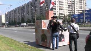 Емеля-мобиль выезжает в город
