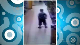 Fantasma lanza ectoplasma en centro comercial | Qué Importa