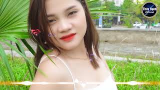 LK nhạc sống gái quê - Người mẫu 2k2 xinh lung linh .