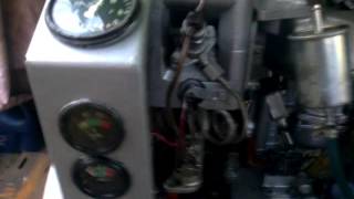 Работа дизеля 1ч 8,5/11 Old soviet diesel engine.