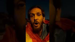 اصغر شاب مواليد 2001 في الساتر الامامي يطلب مضارب مع الشغب