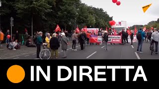 Berlino: manifestazione per i diritti umani, la giustizia sociale e il cambiamento climatico