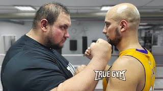 Папа Танк 200 кг против боксера Артура / Бой на голых кулаках с Максом Топором