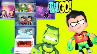 Teen Titans Go! Mini Figures & Collector Case T-Tower Complete Set