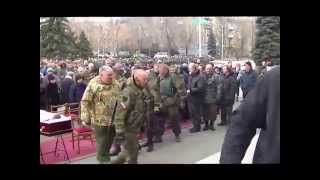 Похороны погибших бойцов под Первомайском в Стаханове