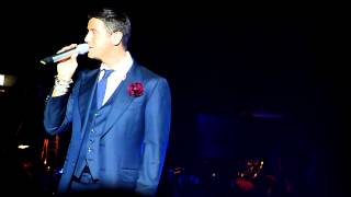 Sébastien Izambard (Singing with Slovak audience)