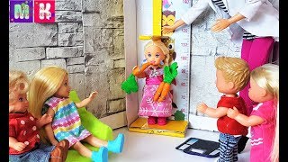 КАТЯ МАЛЯВКА! КАТЯ И МАКС ВЕСЕЛАЯ ШКОЛА КУКЛЫ БАРБИ Мультики