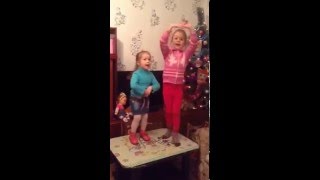 В лесу родилась елочка