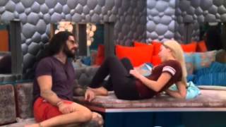 Liztin cute moment (Liz's temporary tattoo, etc.)(9/12)