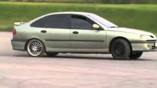 Renault Laguna 1.8 palenie gumy