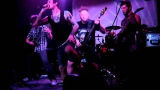 Untrace - Пустые страницы + Дай мне дышать [Live]