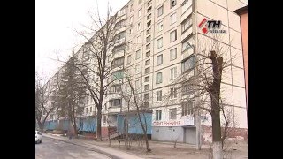 22.02.16 - Пожар в жилом доме по проспекту Тракторостроителей. Как спасали соседей погорельцев