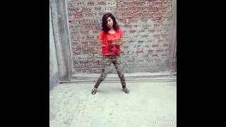 Dhaka grils dance