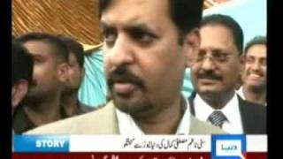 MQM's Karachi City Nazim Mustafa Kamal threatens and scorns Pakistani journalists