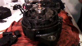 Разборка генератора и замена щеток на Peugeot 206.....   REPLACING ALTERNATOR BRUSHES