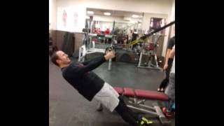 Лицевая тяга в TRX