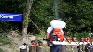 Новый бензиновый опрыскиватель-дустер Husqvarna