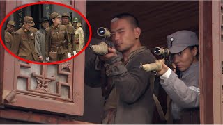 日軍大佐在街頭演講，怎料被神槍小伙鎖定，槍響之後瞬間倒地！