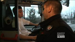 Le métier difficile de chauffeur de bus.