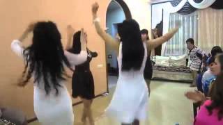 ermeni qizlari Azerbaycan musiqisyle  dansi
