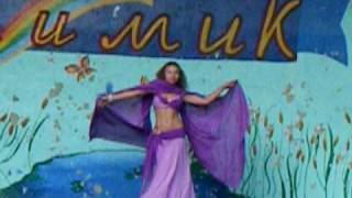 Bellydance with veil
