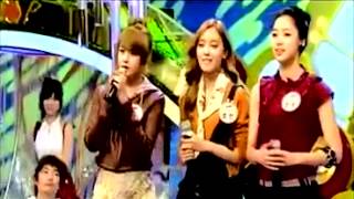 Nichkhun singing "Bogoshipda (Stairway To Heaven OST)" & Jiyeon singing "Because I'm a Girl